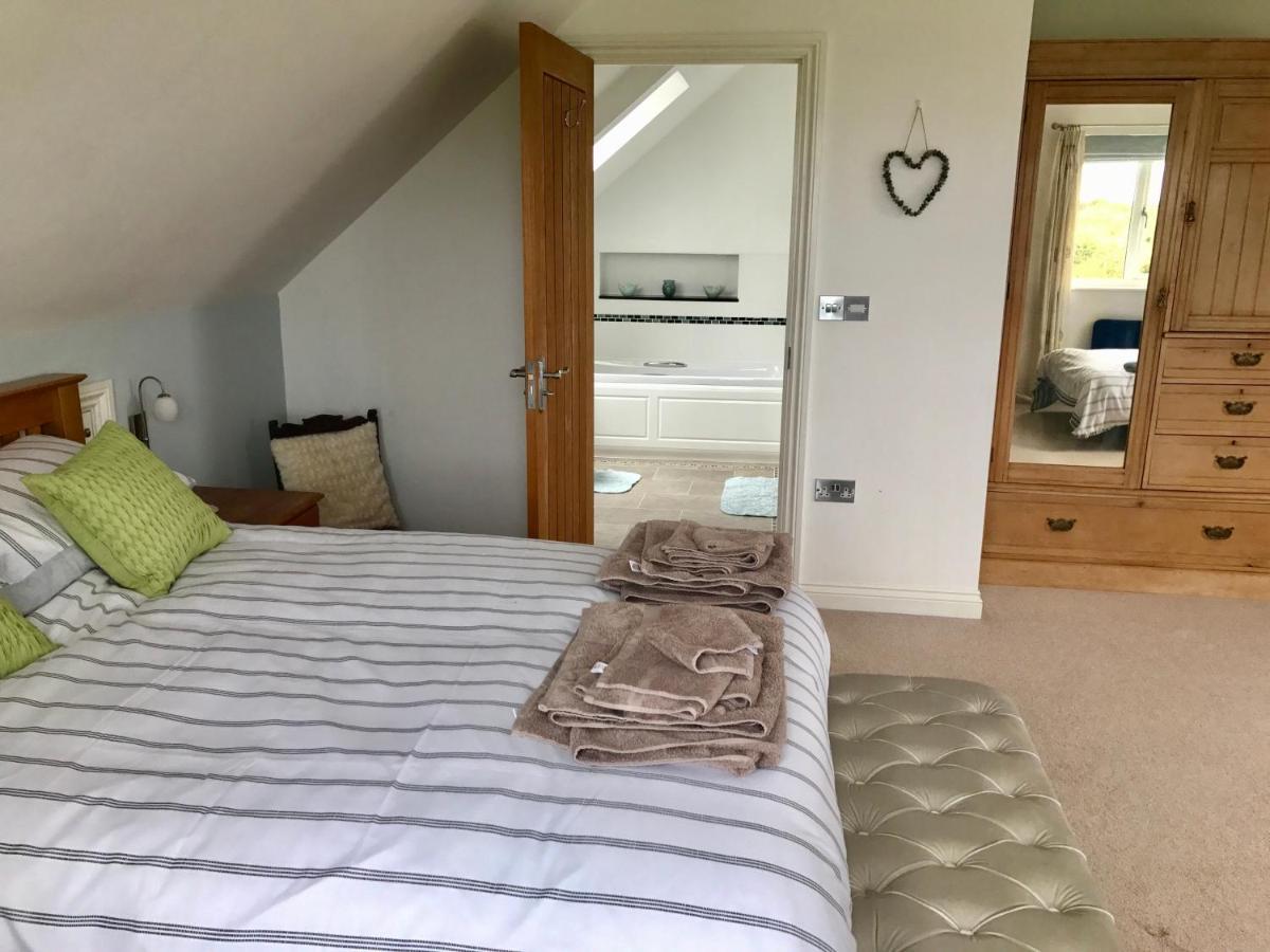 Family Run Farm B&B Gooseham Exteriör bild